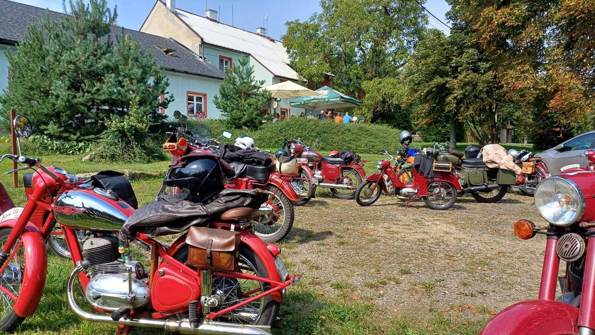 Glamping Challet Slunecno Cesky Raj Dobšín Eksteriør billede